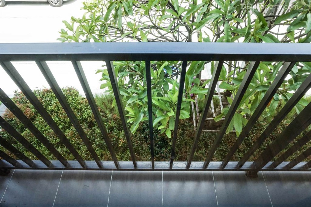 The connect Suvarnabhumi 3 true 1 carDSC01157-020