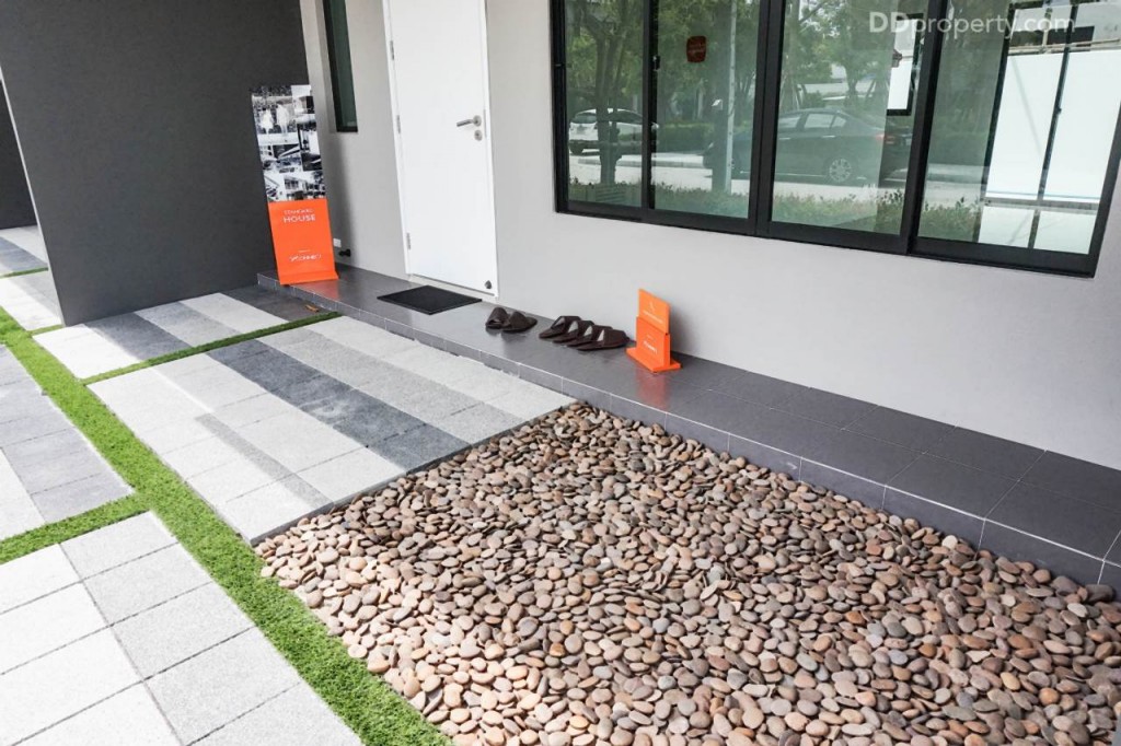 The connect Suvarnabhumi 3 true 2 carDSC01066-001