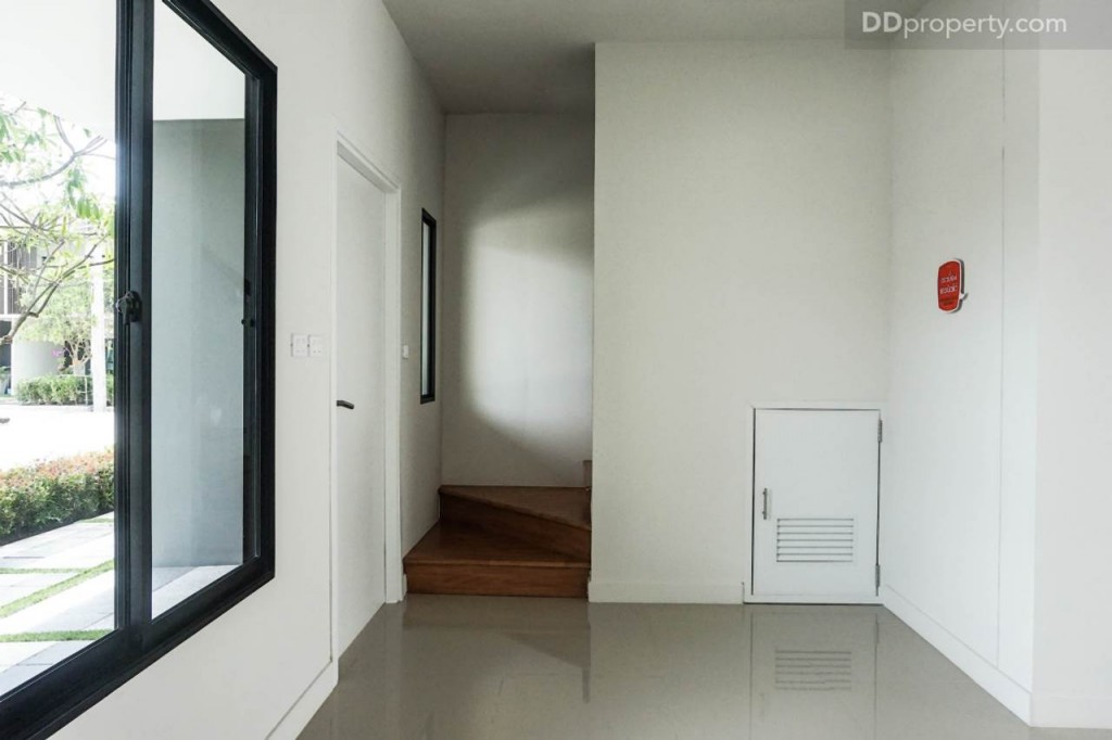 The connect Suvarnabhumi 3 true 2 carDSC01071-005