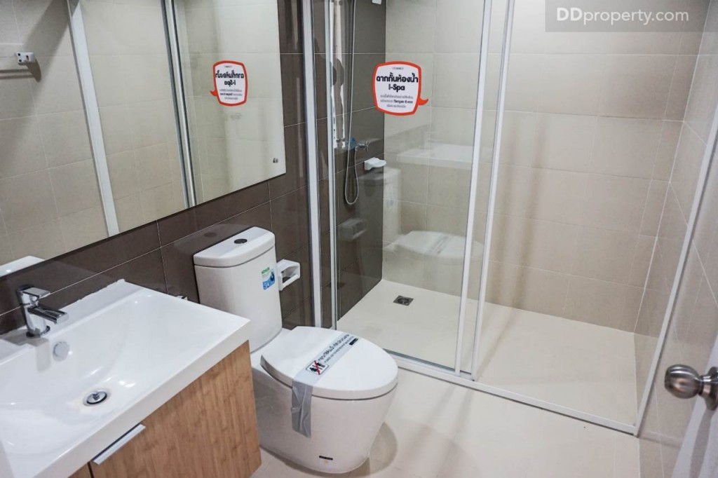 The connect Suvarnabhumi 3 true 2 carDSC01083-014