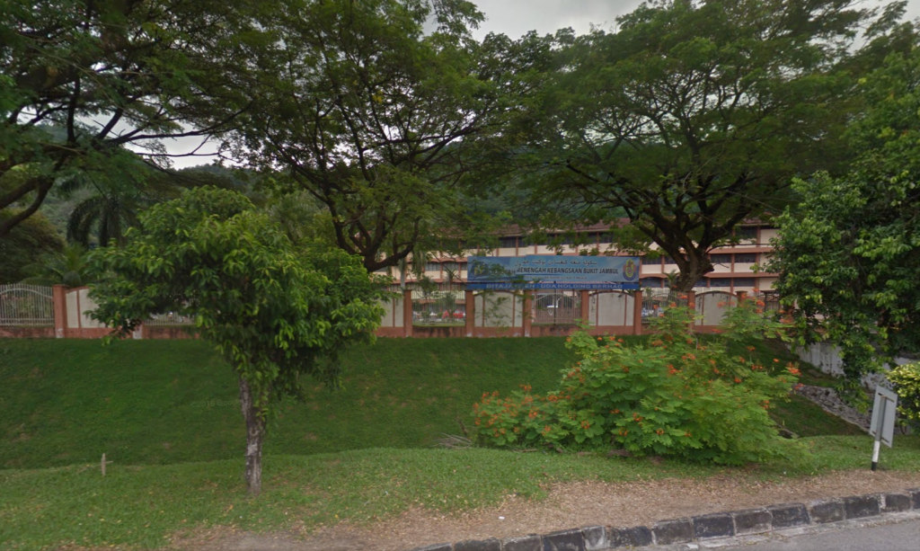 SMK Bukit Jambul – situated along Jalan Bukit Gambir (Source: https://maps.google.com)