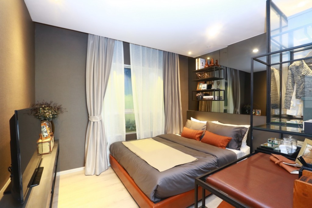 Chewathai Phetkasem 27