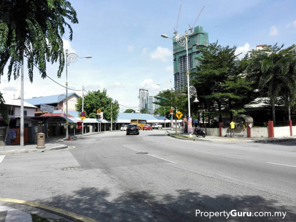 Sentral Suites - Down the Road