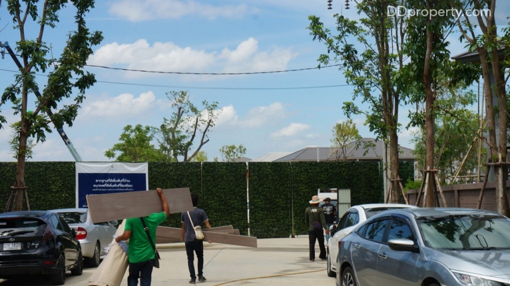 Setthasiri Pinklao - Kanchana