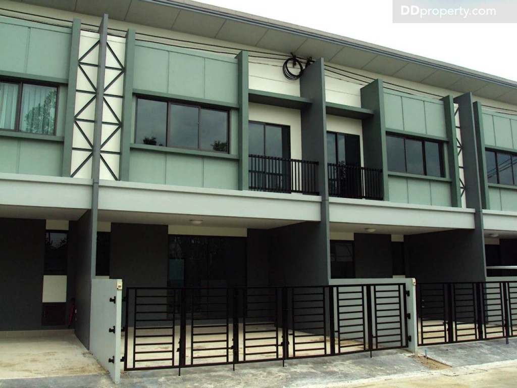 Siri Place TownhomeSiri Place Tiwanon 37-028