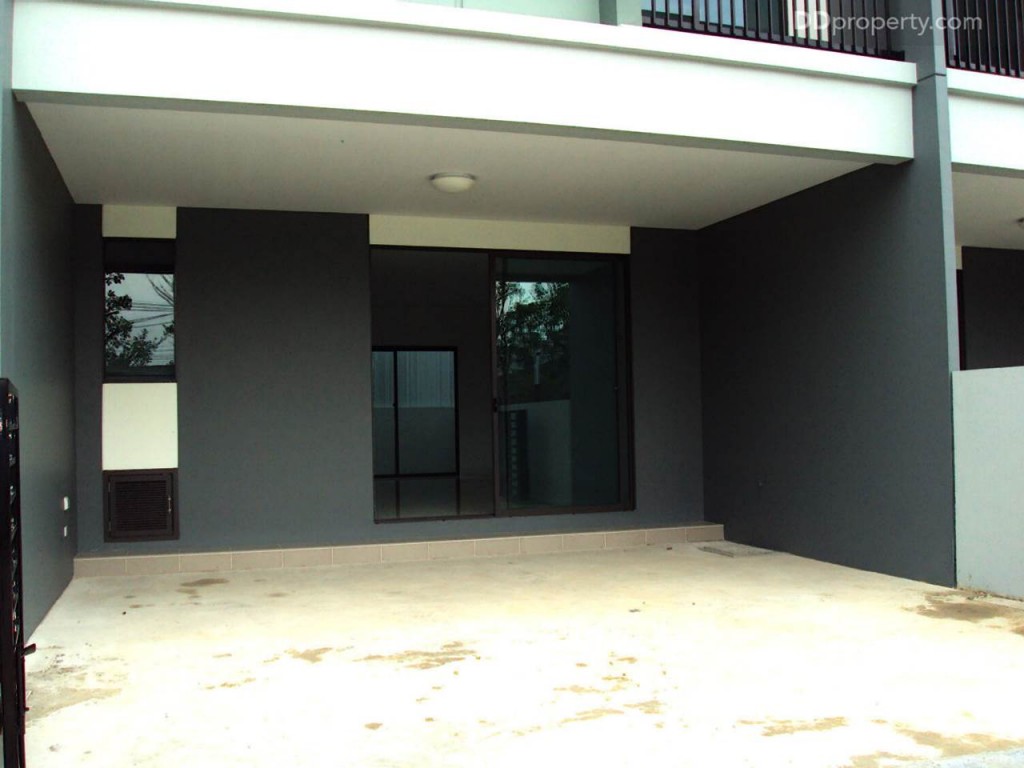 Siri Place TownhomeSiri Place Tiwanon 40-030