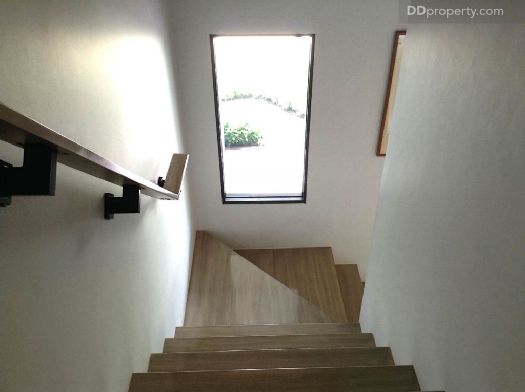 Siri Place TownhomeSiri Place Tiwanon 74-060