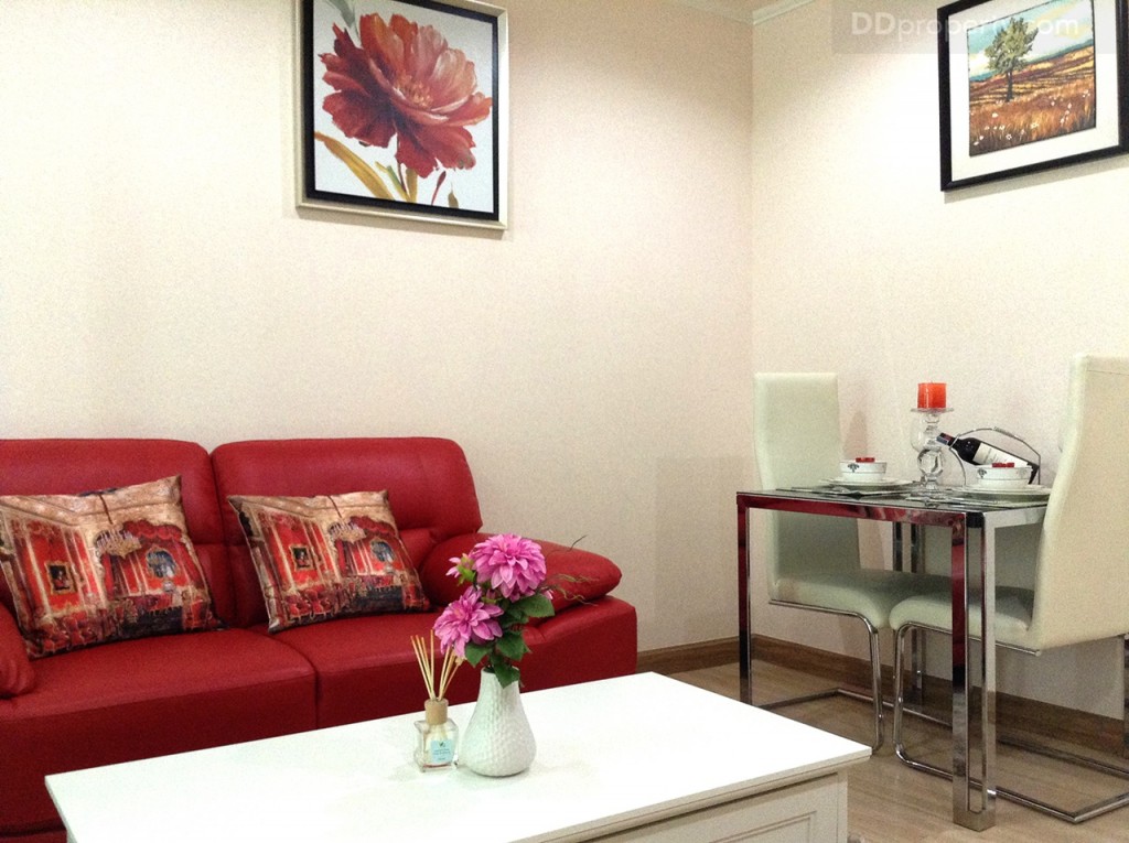 The Crystal Bliss at Rattanathibet 39-015