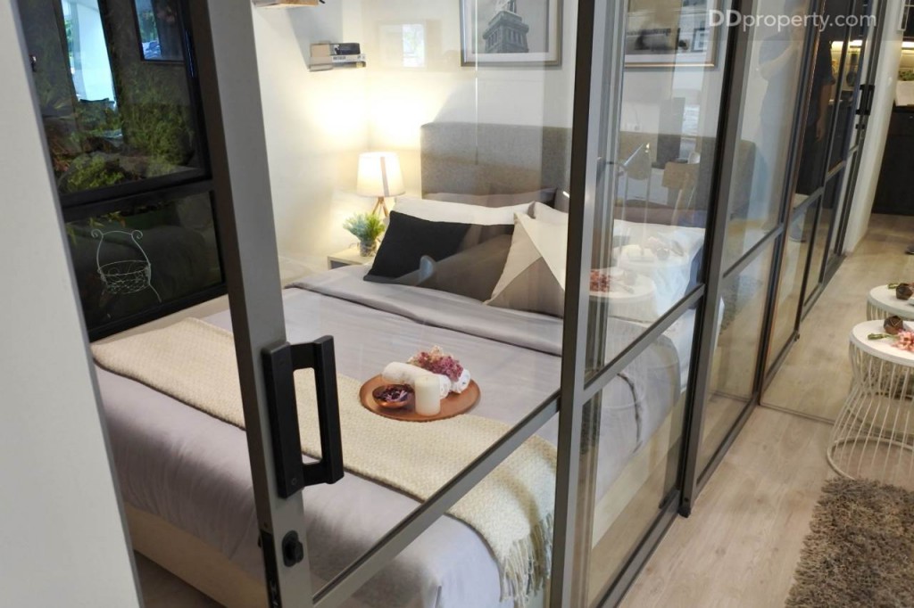 Unio SerithaiUnio Ramkhamhaeng Serithai_87-055