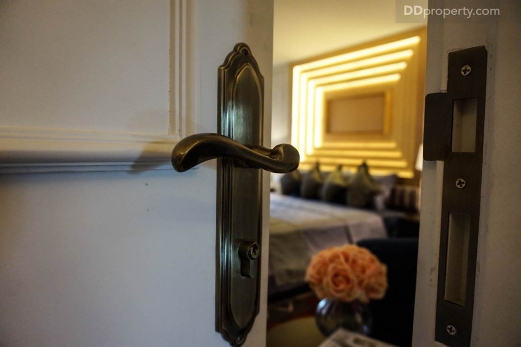 Above Sukhumvit 39 - Room69 DSC01424-067