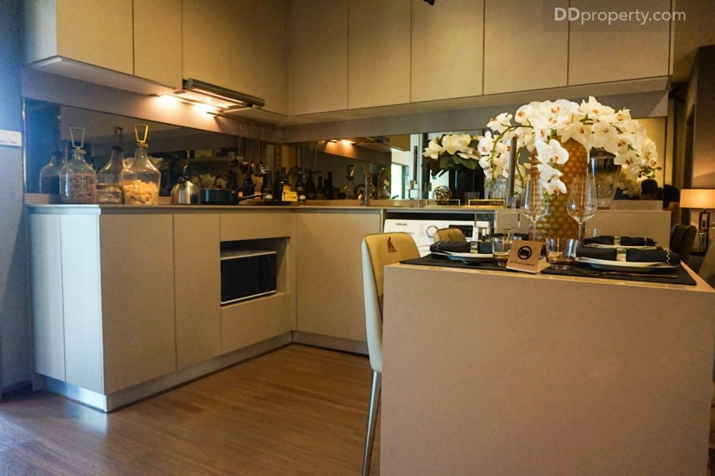 Ideo Pahon Chatujak - Ex22  DSC02470-002