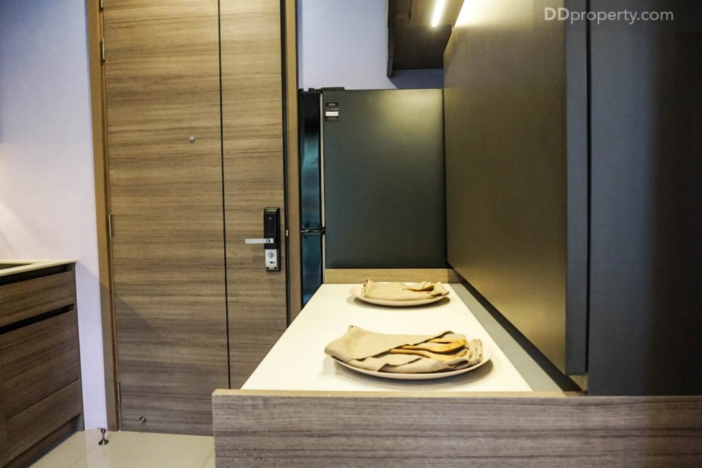 The Line Pahol - Pradipat - 1A 26.2518 DSC01832-019