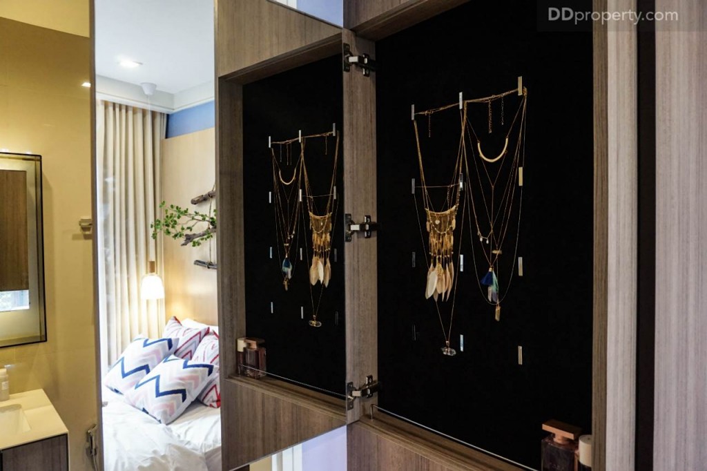 The Line Pahol - Pradipat - 1A 26.2544 DSC01884-046