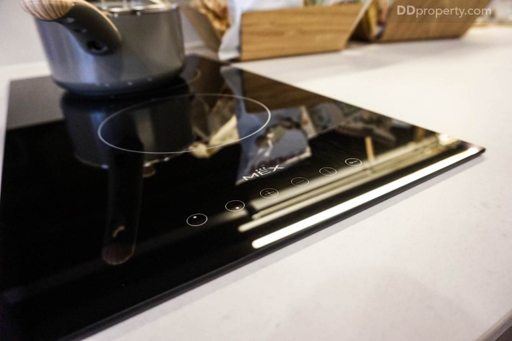 The Line Pahol - Pradipat - 1A 26.258 DSC01839-009