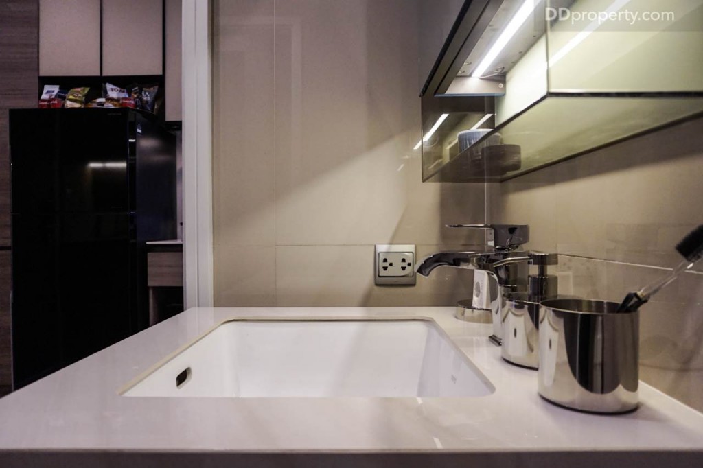 The Line Pahol - Pradipat - 1DM 33.5015 DSC01933-019