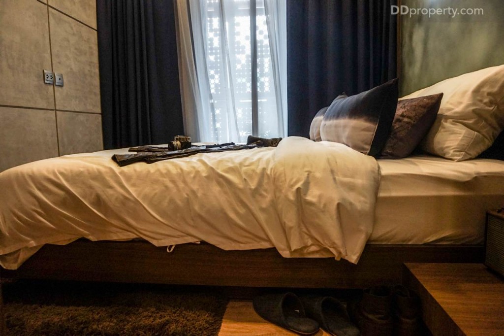 The Line Pahol - Pradipat - 1DM 33.5031 DSC01959-035