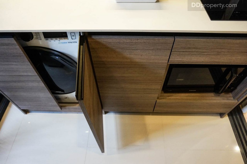 The Line Pahol - Pradipat - 2A 51.2015 DSC02013-017