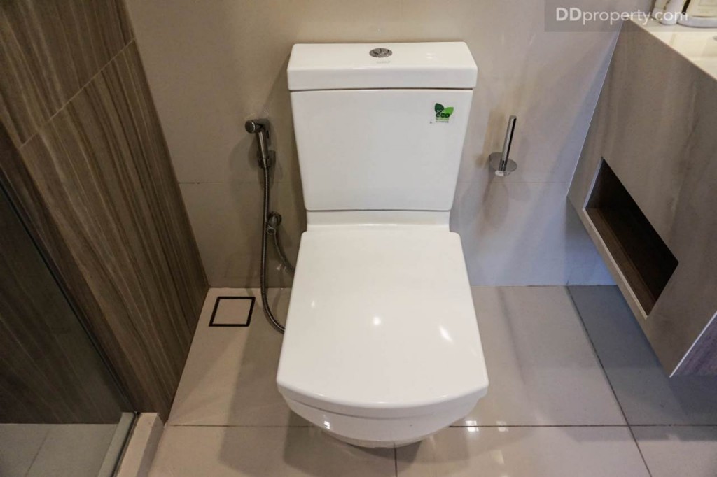 The Line Pahol - Pradipat - 2A 51.2037 DSC02035-037