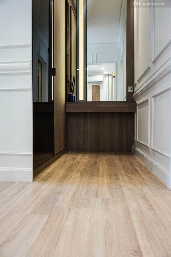 The Line Pahol - Pradipat - 2A 51.2049 DSC02046-050