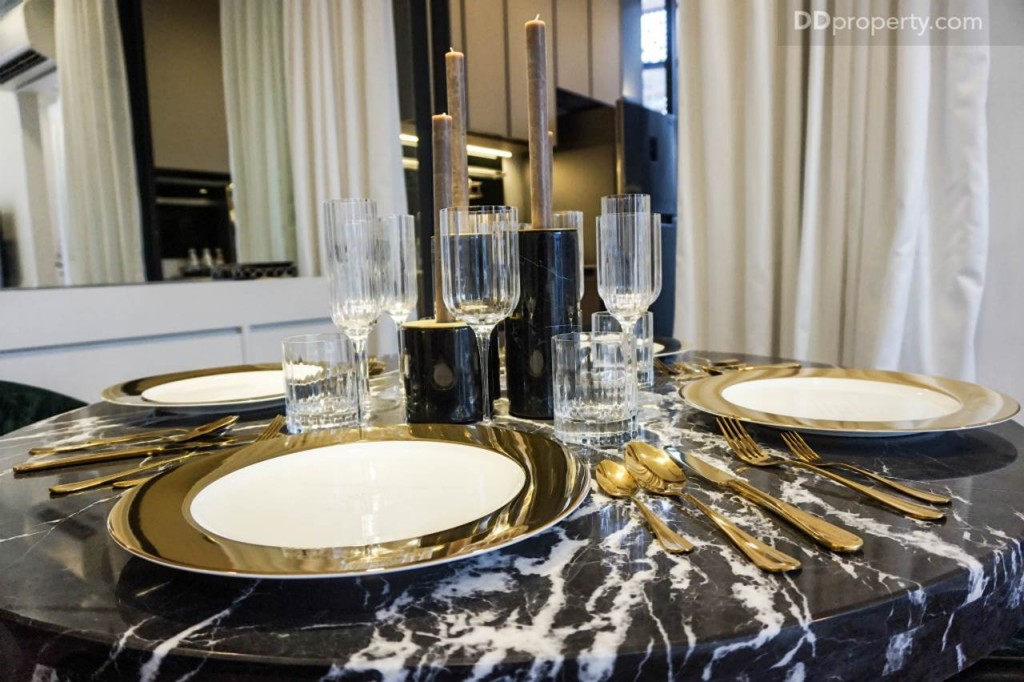 The Line Pahol - Pradipat - 2A 51.205 DSC02068-007