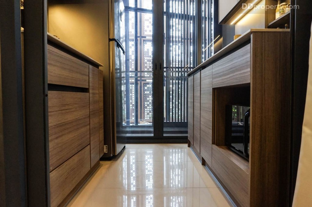 The Line Pahol - Pradipat - 2A 51.208 DSC02000-010