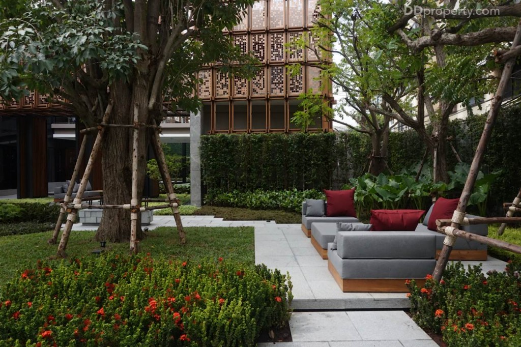 The Line Pahol - Pradipat - Project15 DSC02085-016