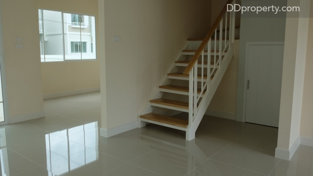 The Village Bangna - Wongwan 2