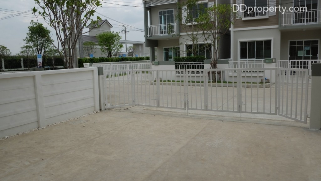 The Village Bangna - Wongwan 2