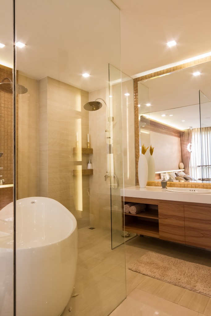 2 bedroom city garden tower bathroom (5)