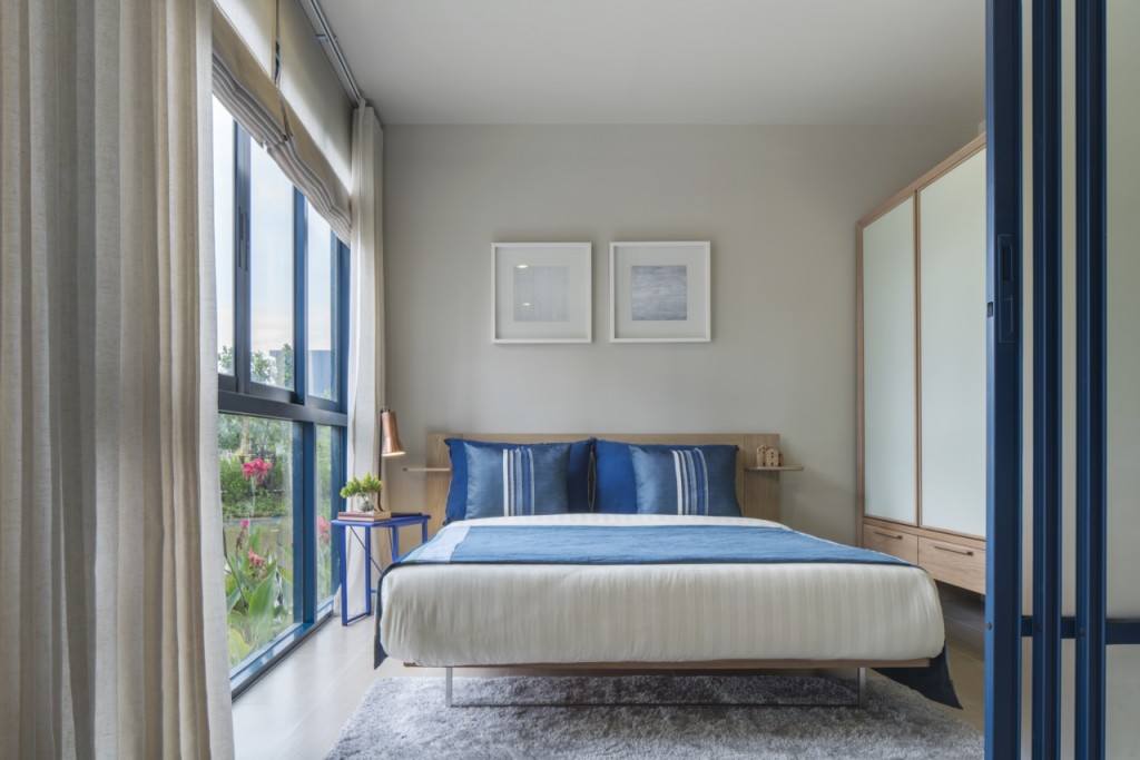 Baan Thew Talay Blue Sapphire