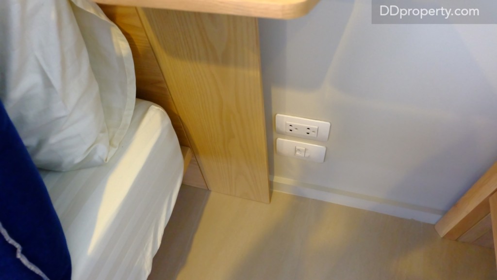 Baan Thew Talay Blue Sapphire