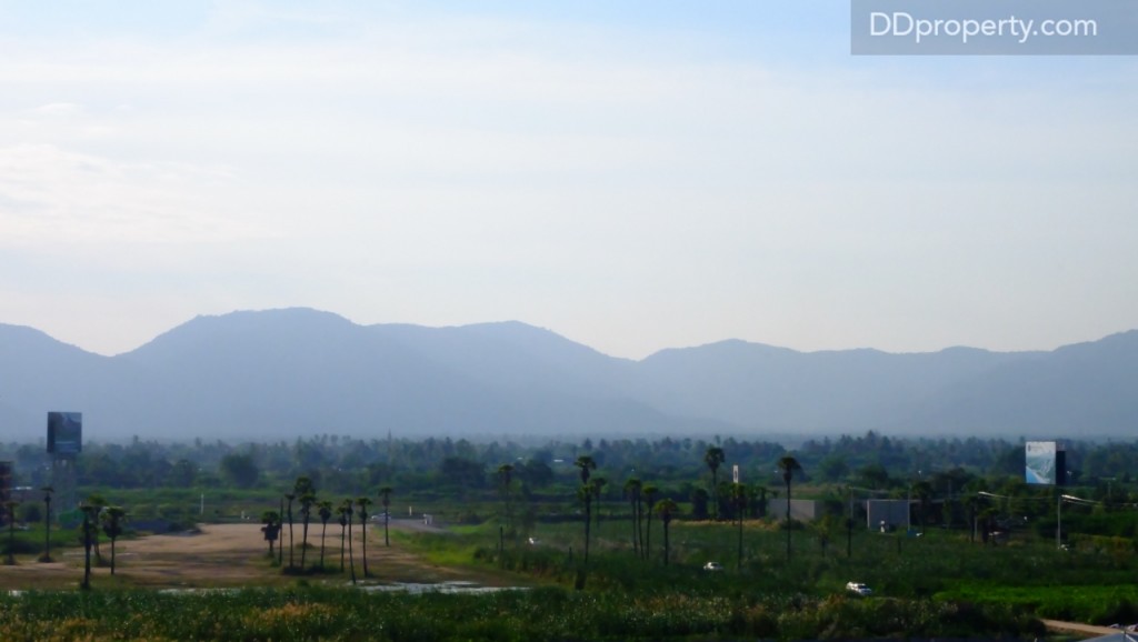 Baan Thew Talay Blue Sapphire