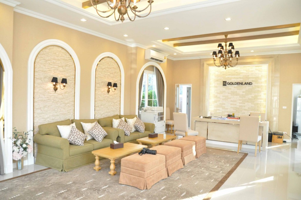 Golden Town Ramintra Khubon