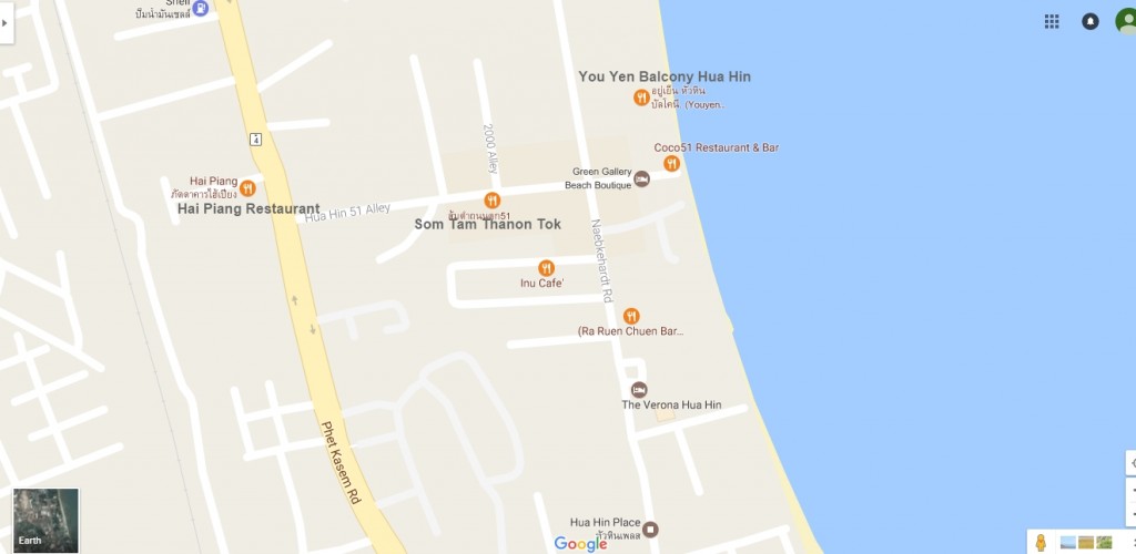 ถนนแนบเคหาด