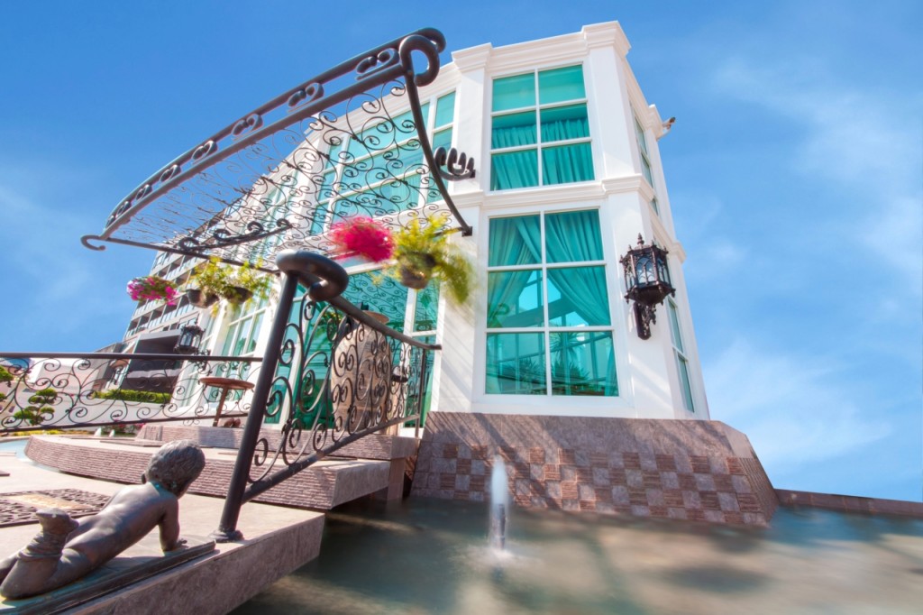 Olympus City Garden Exterior (4)