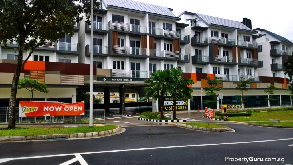 Kensington Square and Giant