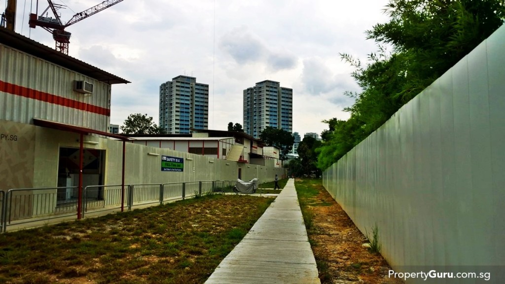 Path to overhead bridge