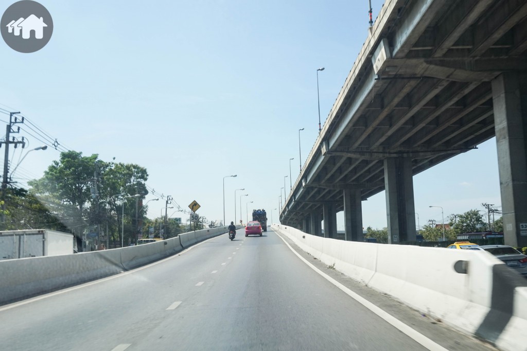 Summakorn Chaiyapruek LoctionDSC03543-003