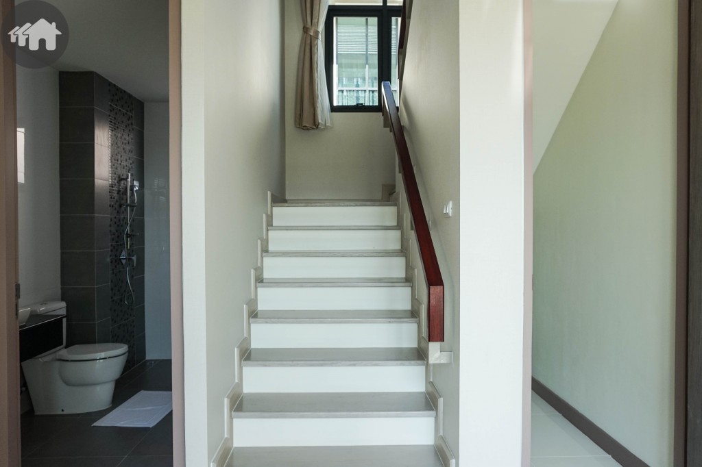 Summakorn Chaiyapruek MalikaDSC03665-014