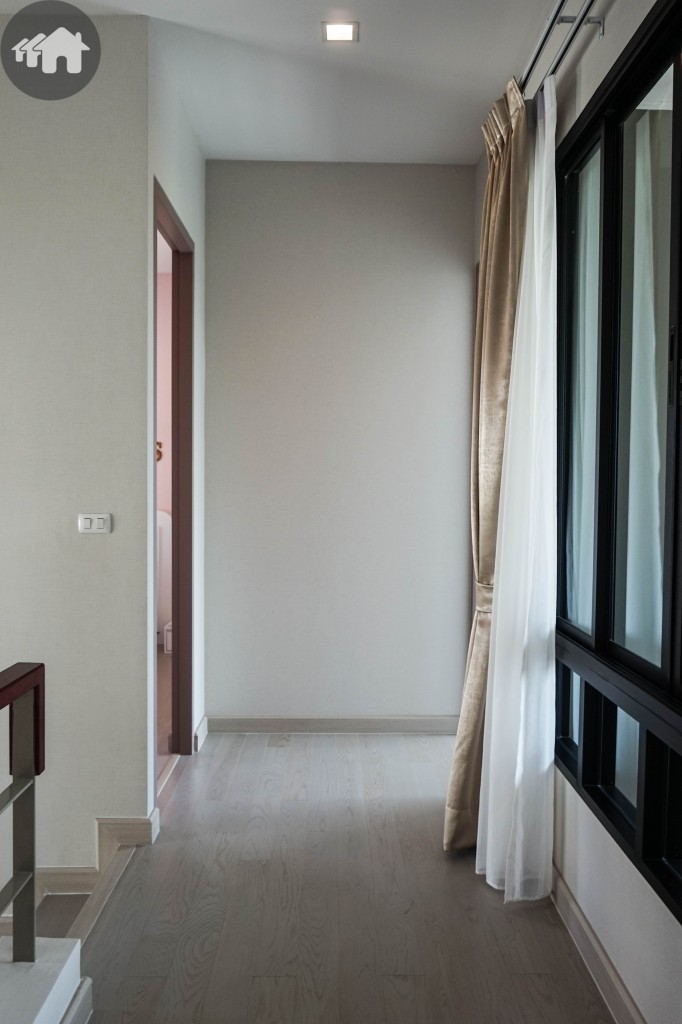 Summakorn Chaiyapruek MalikaDSC03673-022