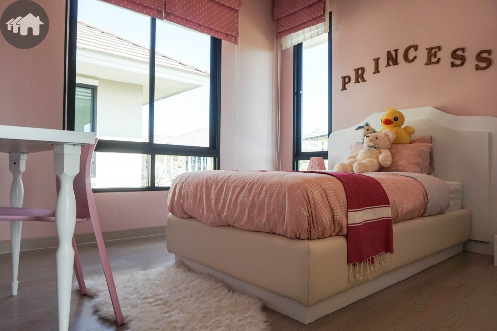 Summakorn Chaiyapruek MalikaDSC03675-023