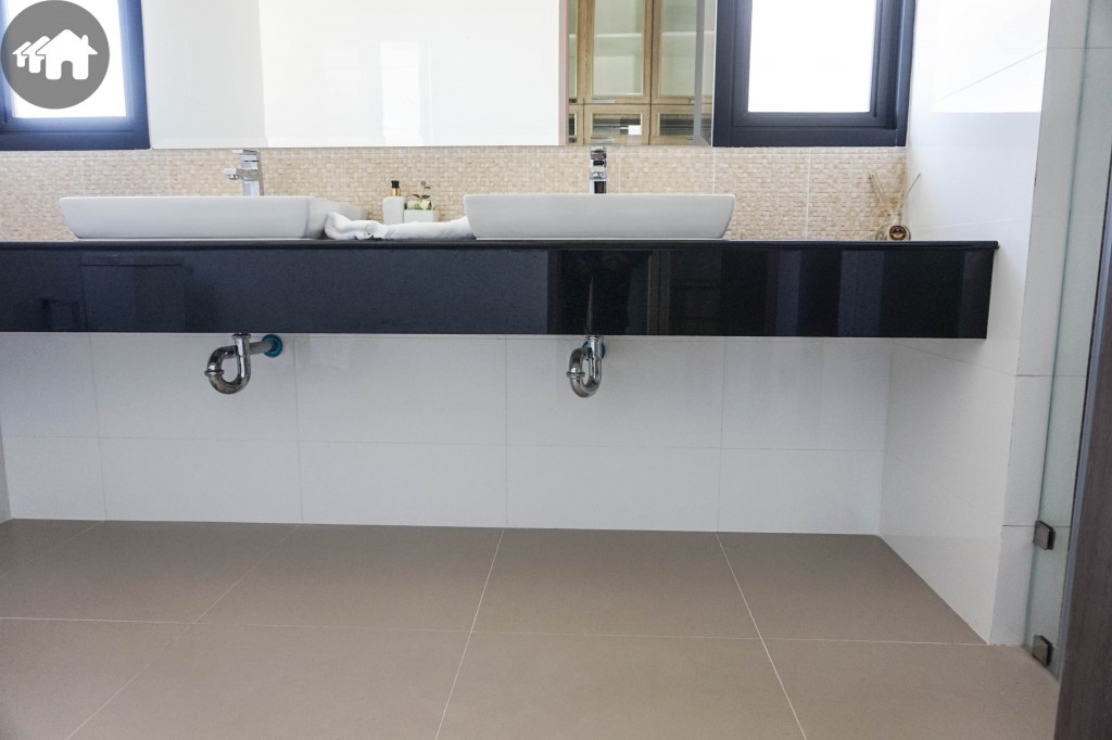 Summakorn Chaiyapruek MalikaDSC03681-029