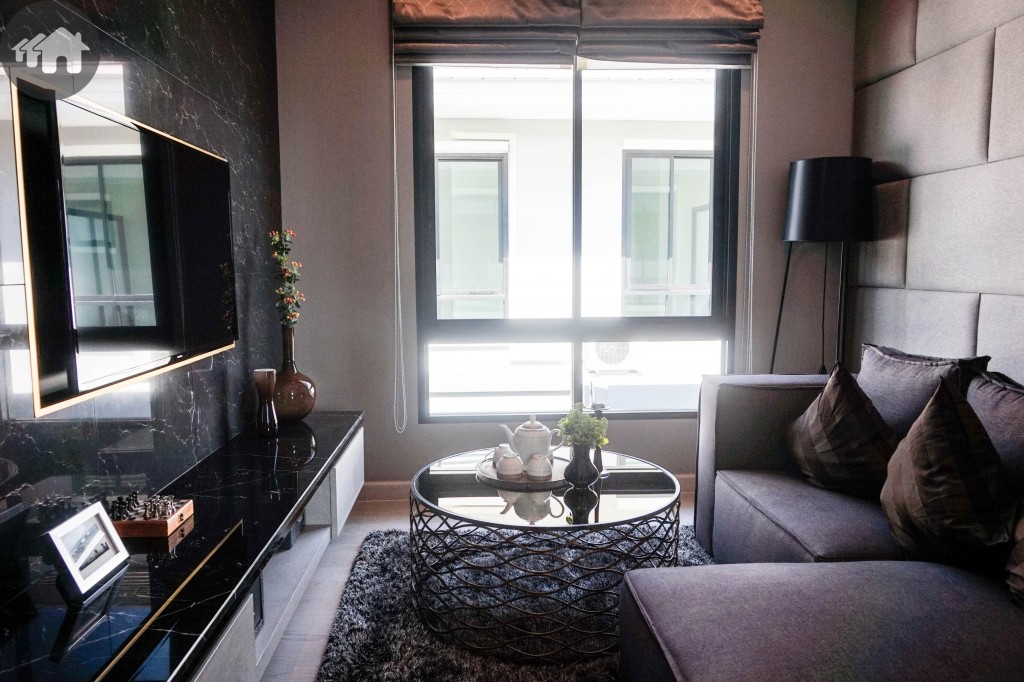 Summakorn Chaiyapruek ParamaDSC03616-041