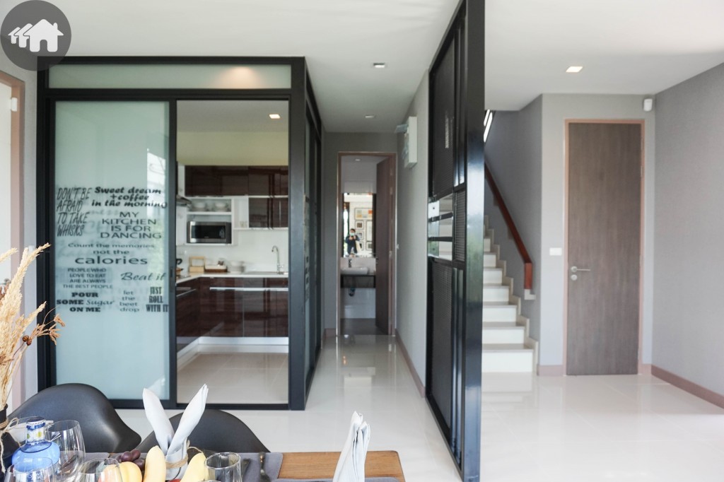 Summakorn Chaiyapruek seineDSC03699-011