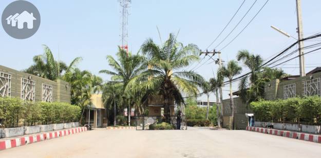 ถนน โครงการ บ้านร็อคการ์เด้น สุวรรณภูมิ เฟส 2 Baan Rock Garden Suvarnabhumi  