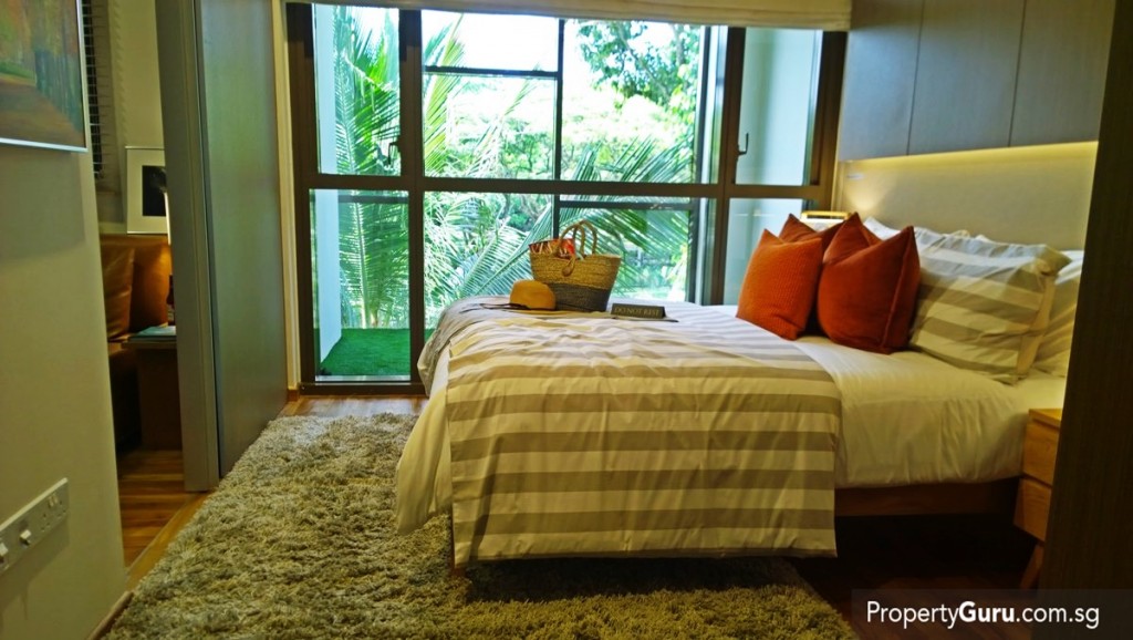 Seaside 2BR master bedroom