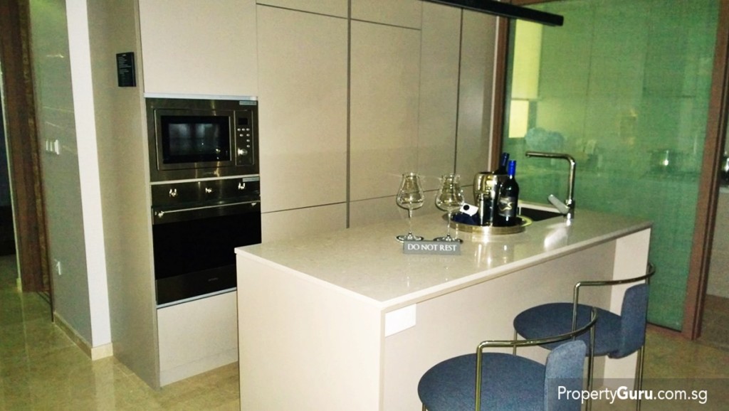 Seaside 4BR dry kitchen