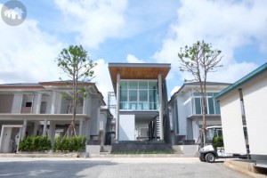 - Project Review: The Lux Villa