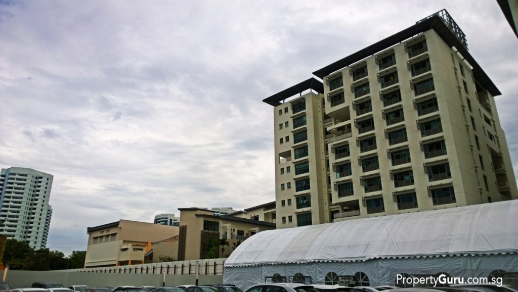 Victoria School behind showflat