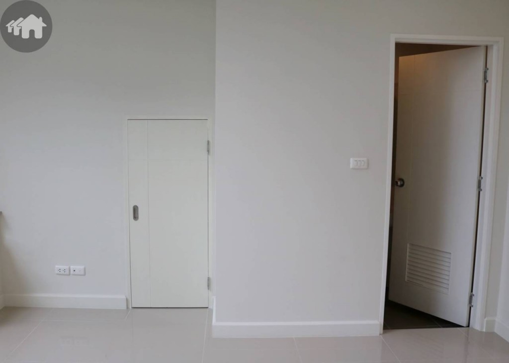 โถงรับแขก โครงการ อีโค สเปซ บางนา – วงแหวน (Eco Space Bangna - Wongwaen)